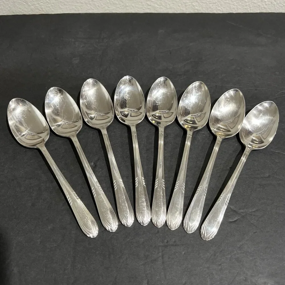8 Place Oval Soup Spoons International Rogers Silverplate 1936 FASCINATION 7-1/4